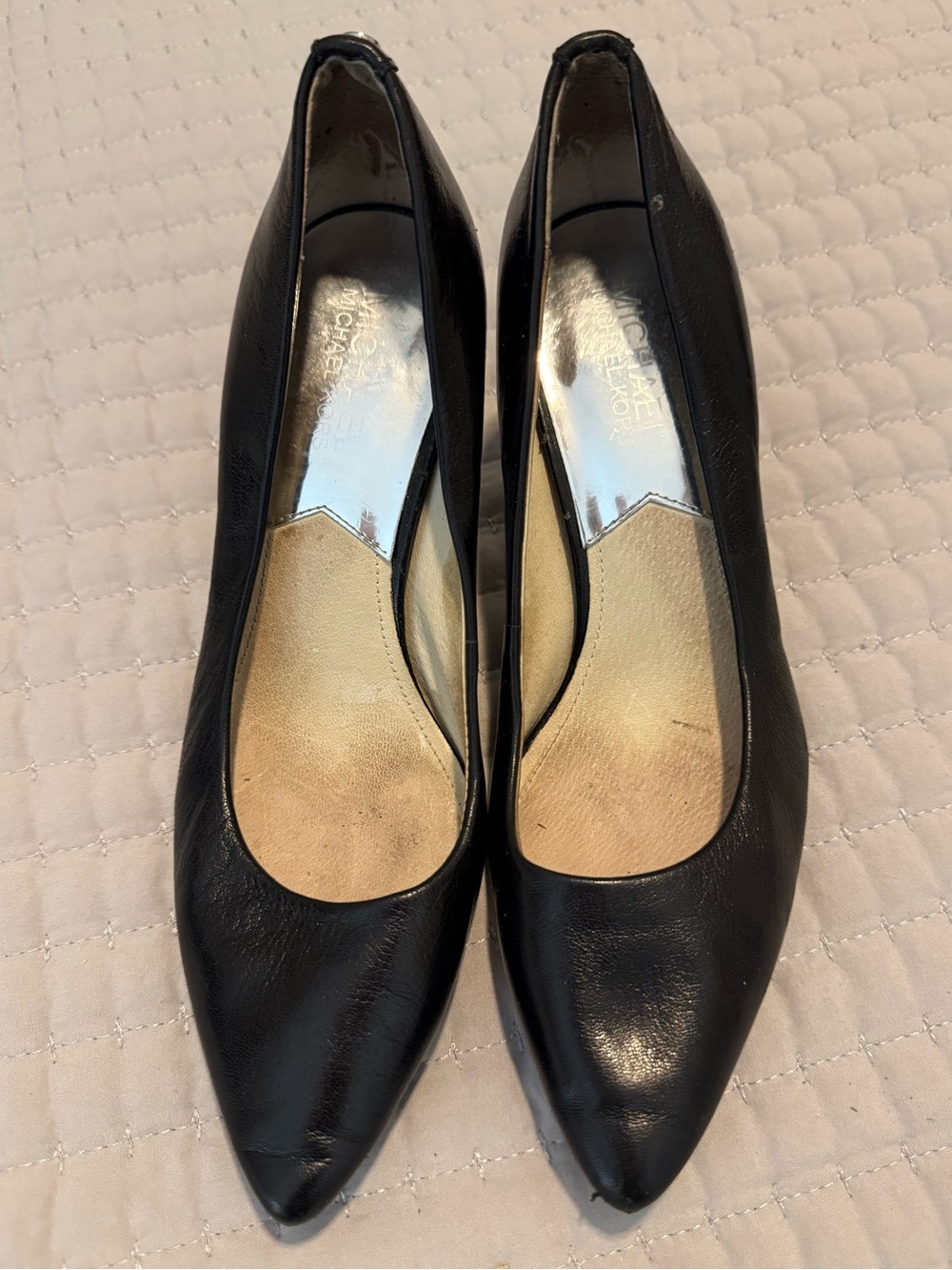 Michael Kors Black Leather Pointed Toe Kitten Heel Pumps Size 7M